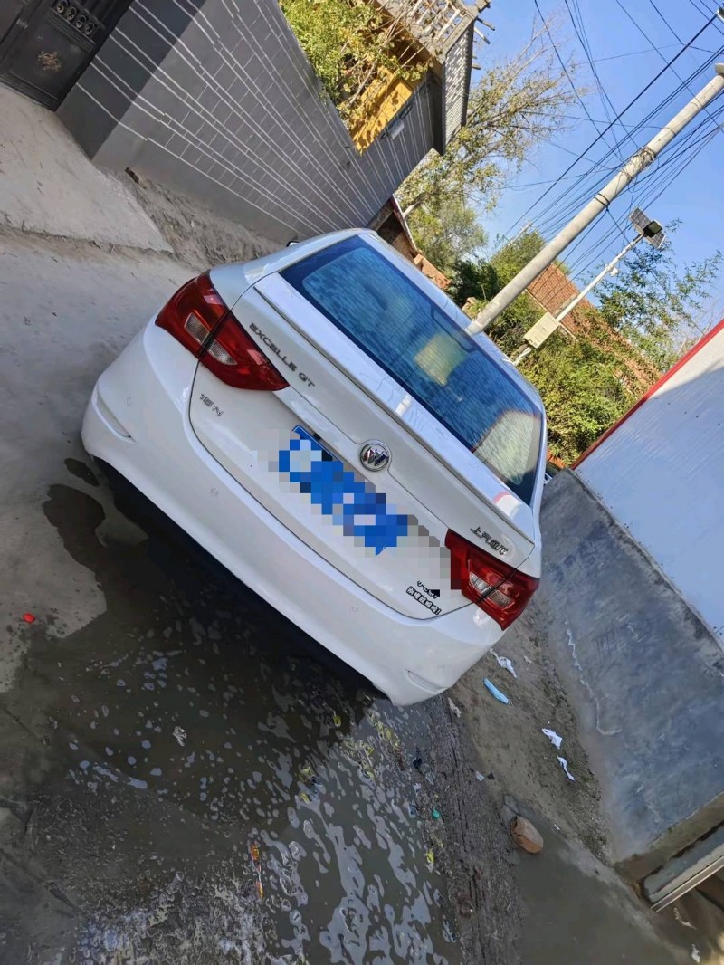 菏泽16年别克英朗8