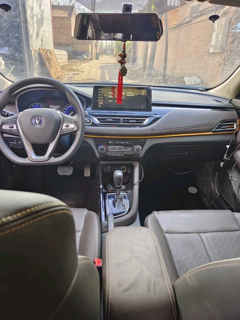 菏泽20年长安汽车逸动7