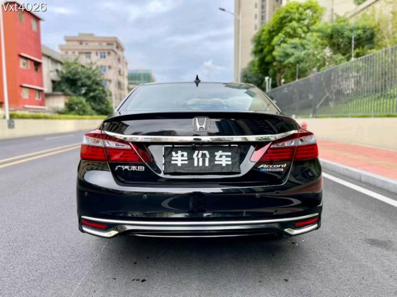 东莞17年本田雅阁9