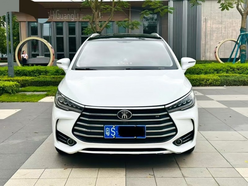 东莞18年比亚迪宋MAX1