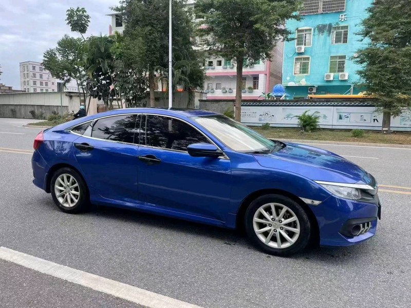 珠海18年本田思域2