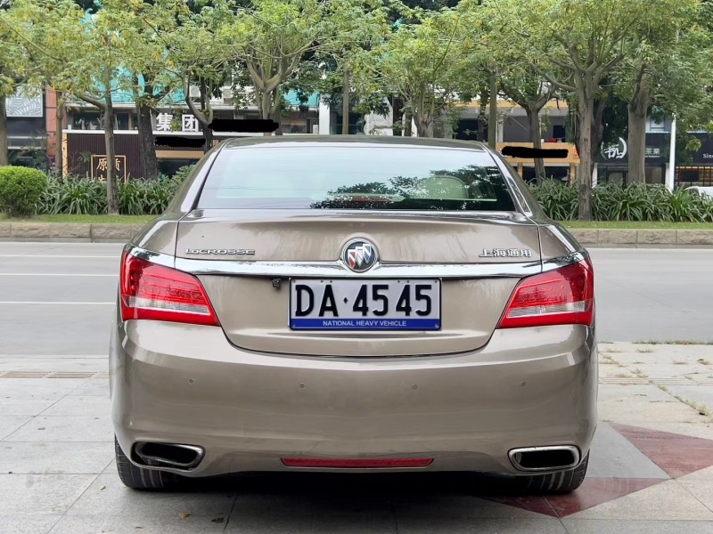 东莞16年别克君越9