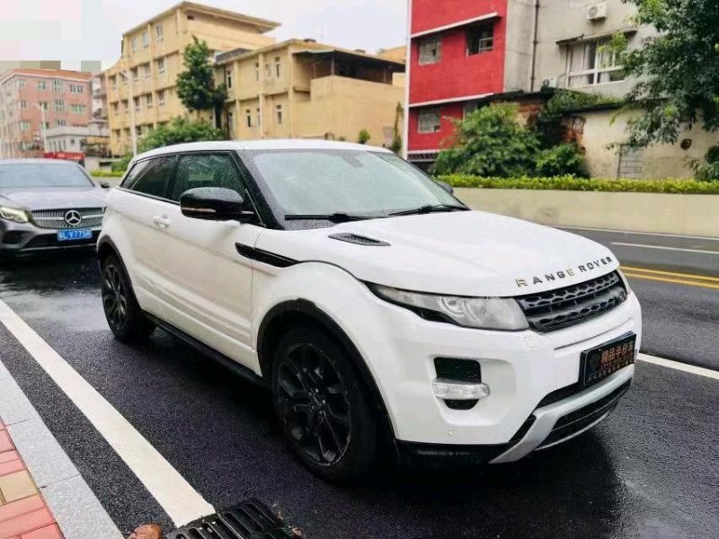 东莞12年路虎极光3