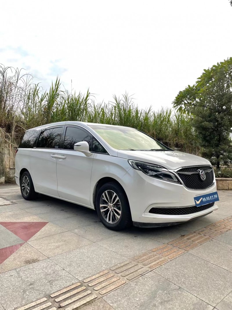 东莞19年别克GL82