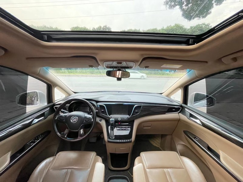 东莞19年别克GL85