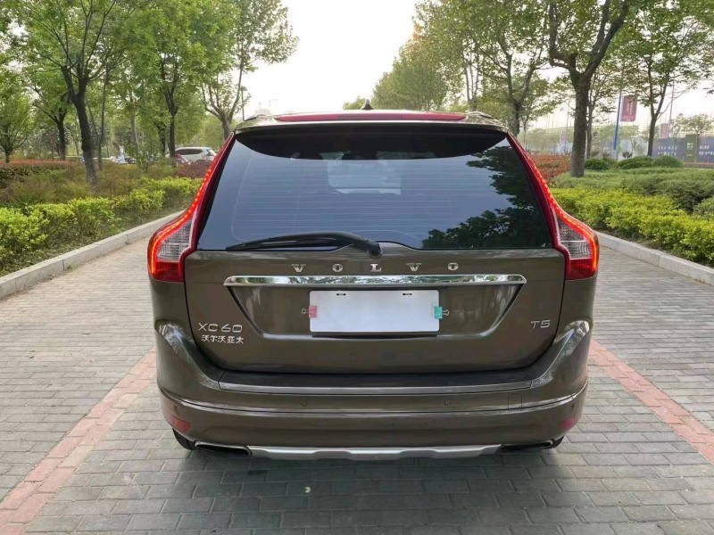 徐州15年沃尔沃XC609