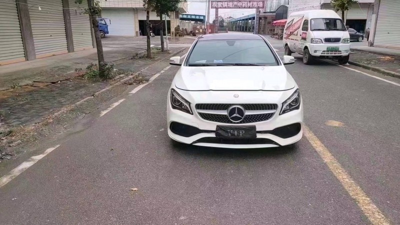 徐州17年奔驰CLA1