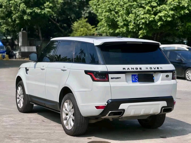 珠海15年路虎揽胜运动7