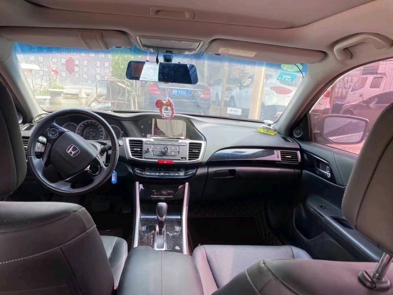 枣庄17年本田雅阁9