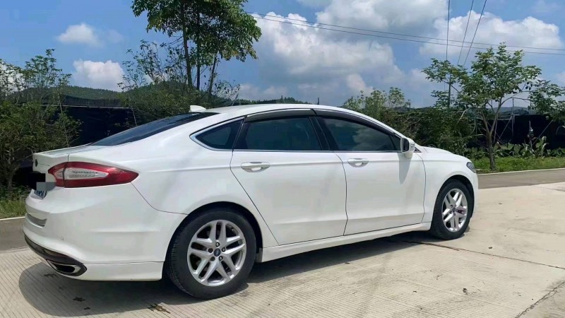 汕头14年福特蒙迪欧3