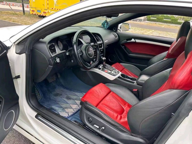 邯郸12年奥迪S55