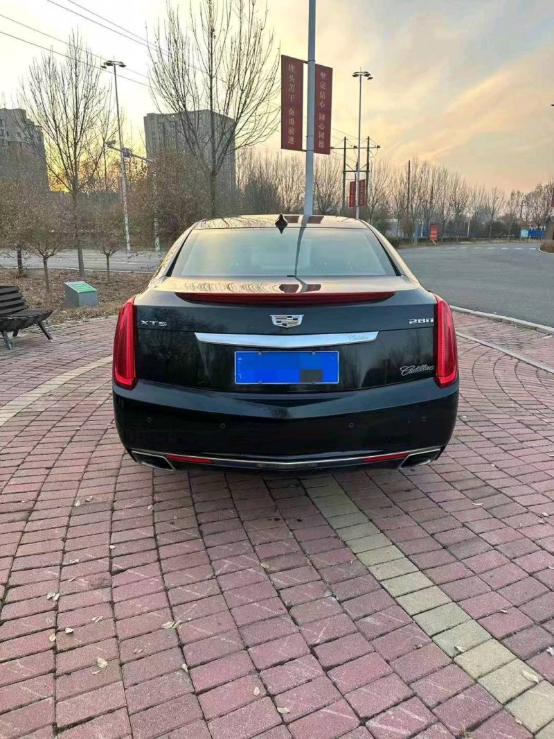 邯郸17年凯迪拉克XTS5