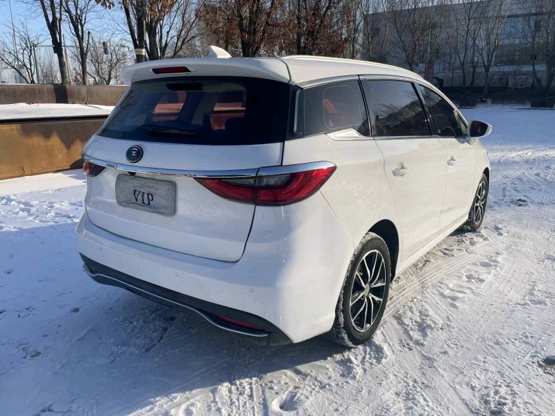 沈阳18年比亚迪宋MAX8