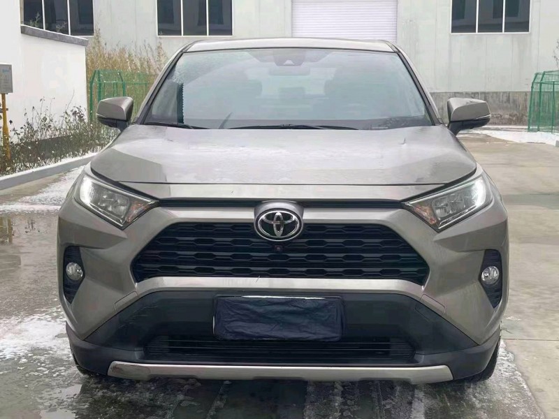 邯郸21年丰田RAV4荣放1