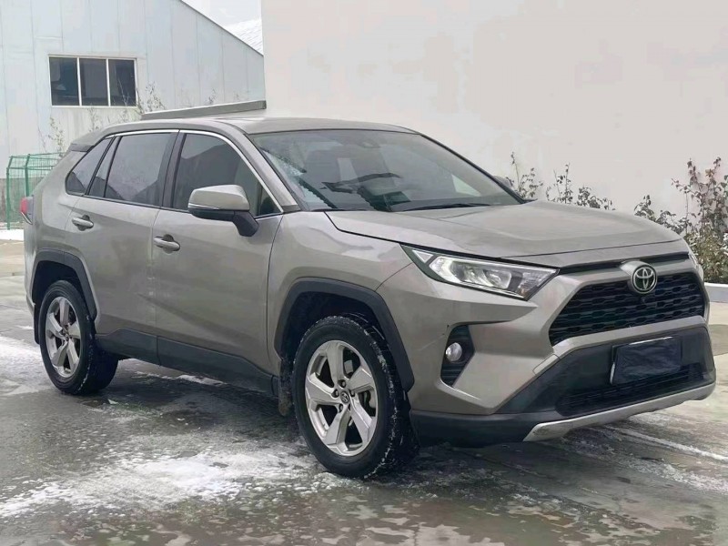 邯郸21年丰田RAV4荣放3