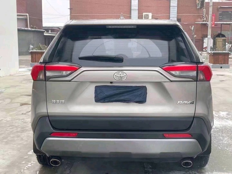 邯郸21年丰田RAV4荣放6