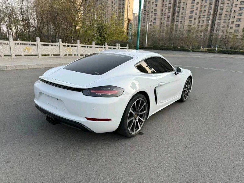 徐州20年保时捷7183