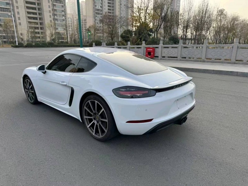 徐州20年保时捷7185