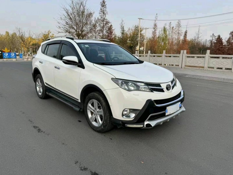 徐州14年丰田RAV4荣放3
