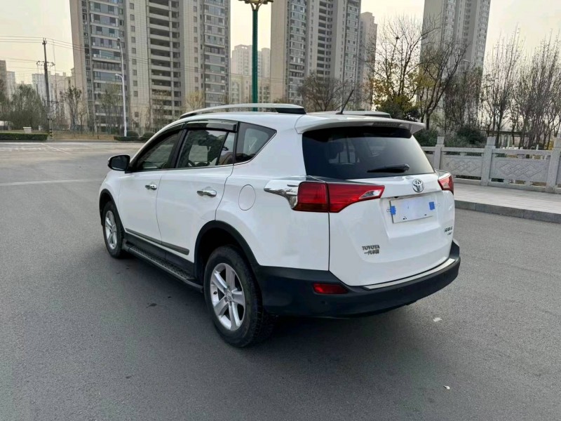 徐州14年丰田RAV4荣放4