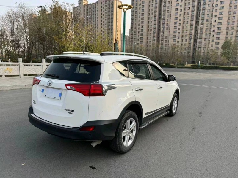 徐州14年丰田RAV4荣放5