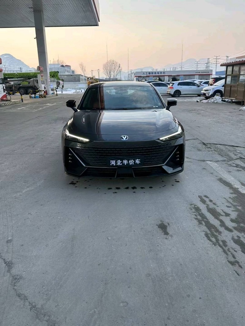 保定23年长安汽车UNI-V1