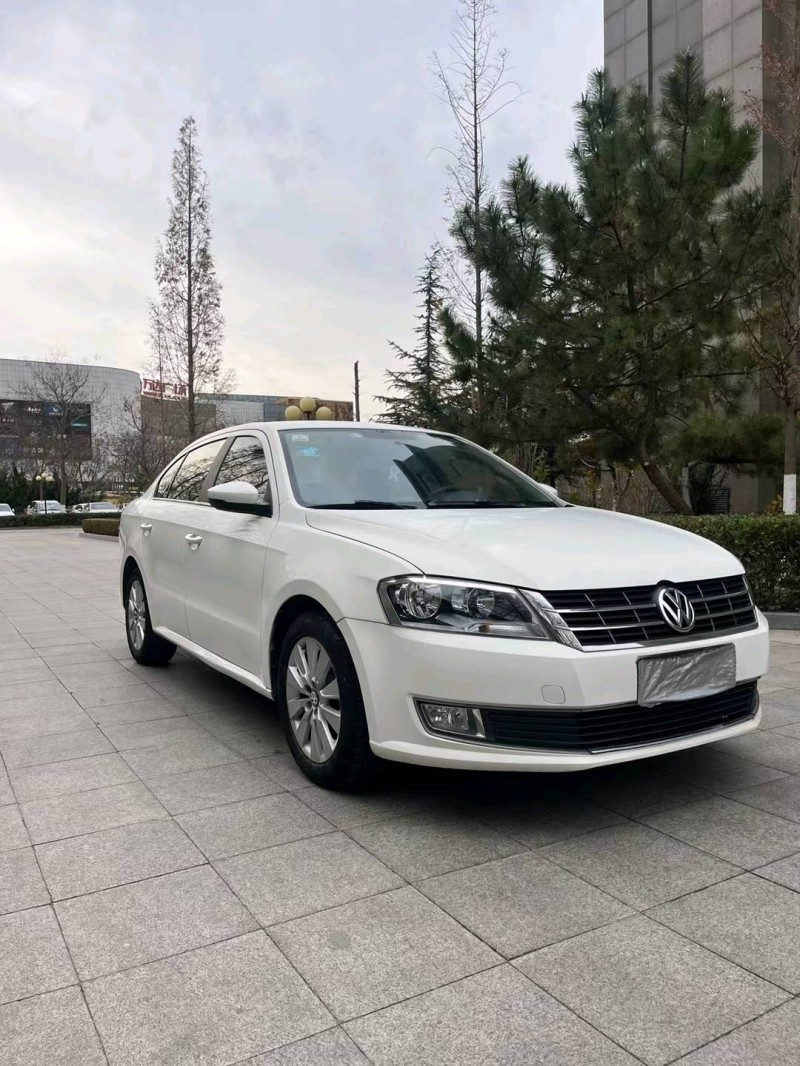 烟台12年大众朗逸3