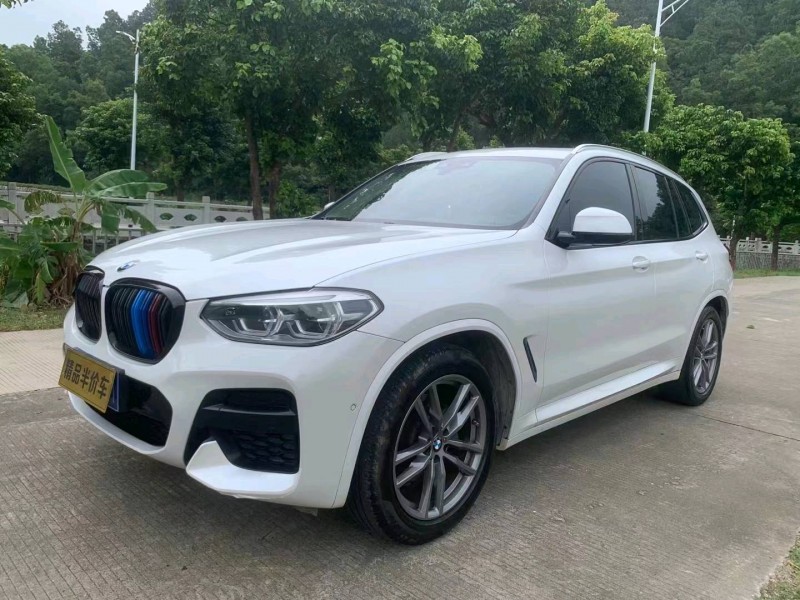 中山19年宝马X33