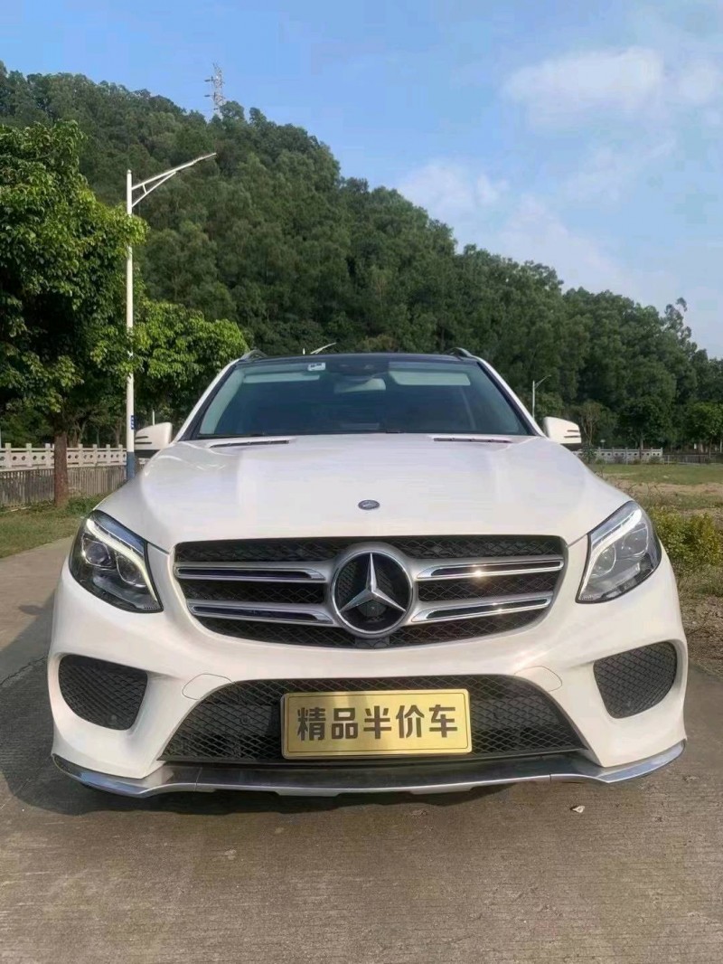 中山17年奔驰GLE1