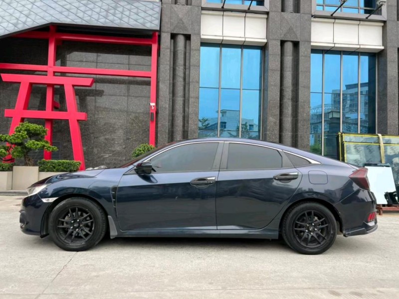 东莞19年本田思域8