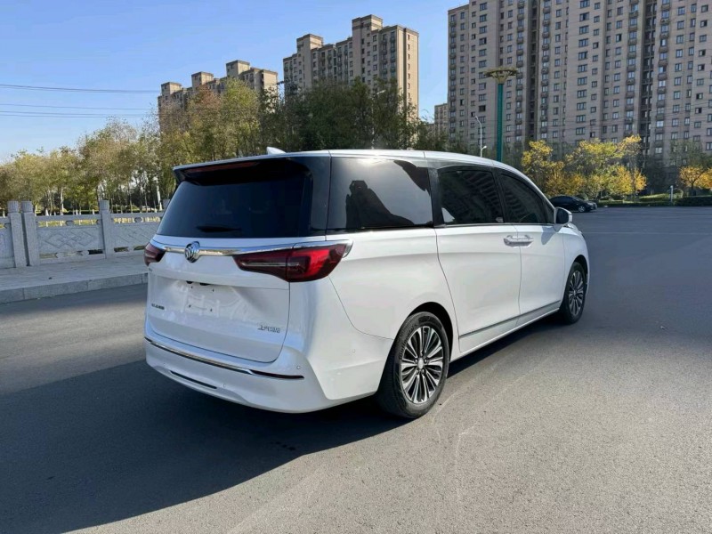 徐州21年别克GL85