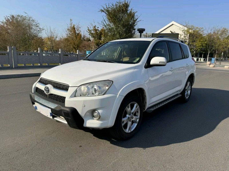 徐州12年丰田RAV42