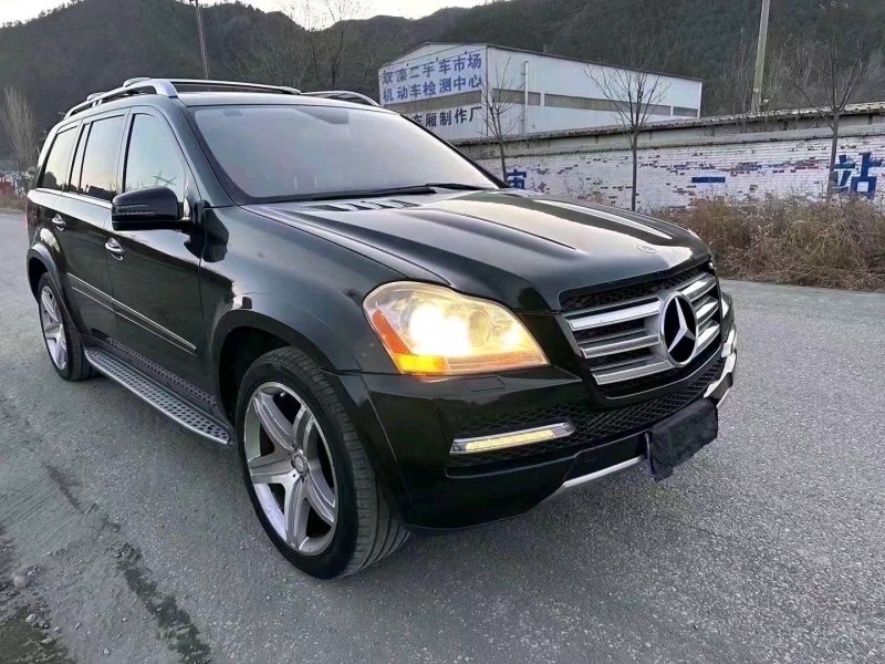 邯郸11年奔驰GL2