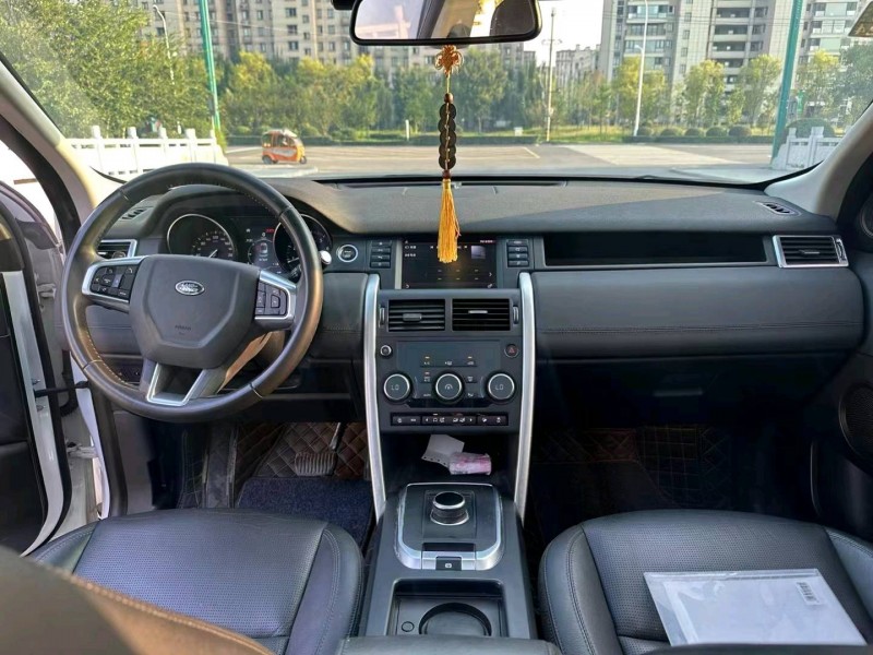 徐州18年路虎发现神行7