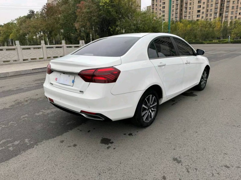 徐州19年吉利帝豪5