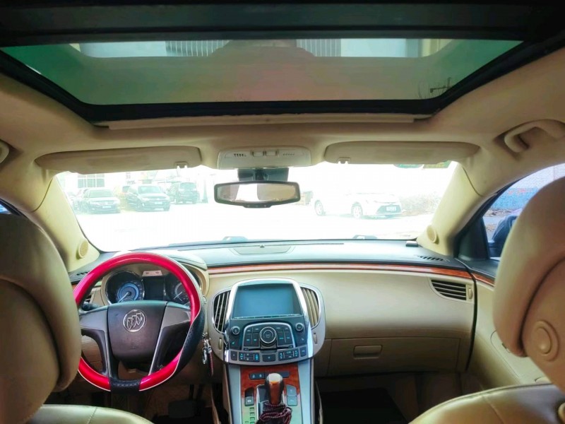 邯郸11年别克君越5