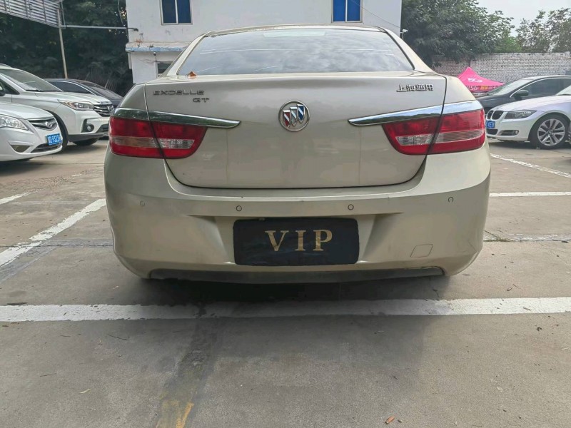 邢台15年别克英朗9