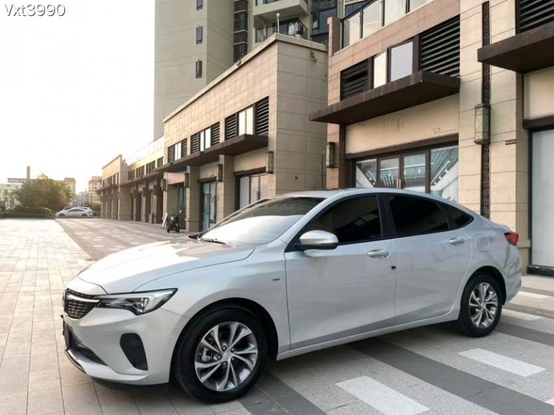 东莞22年别克威朗2