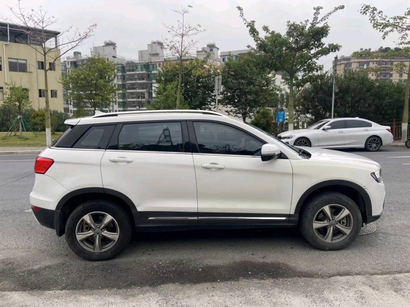 广州16年哈弗H64