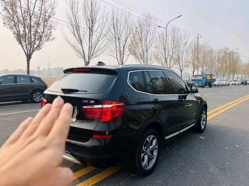 北京16年宝马X39