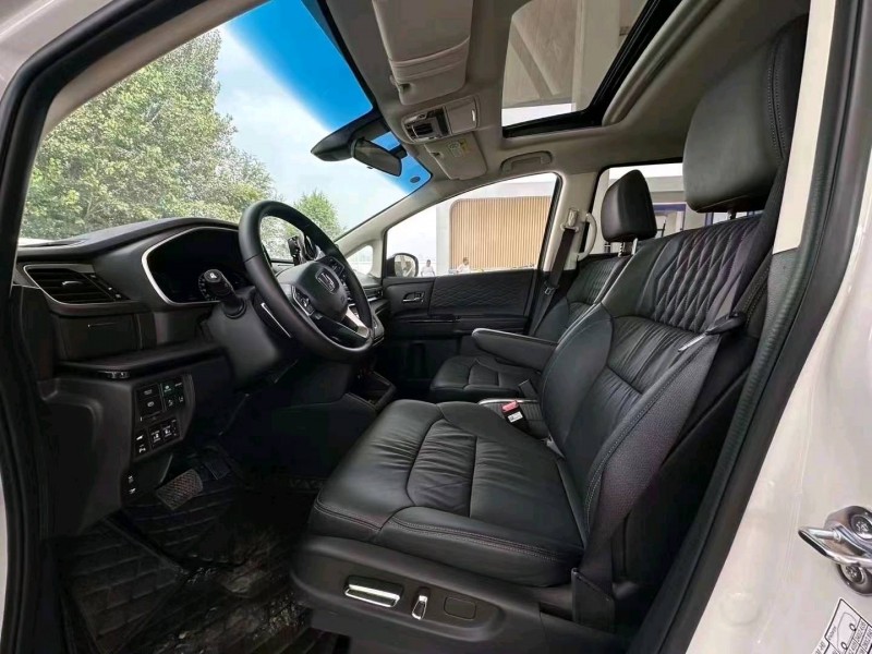 邢台23年本田艾力绅5