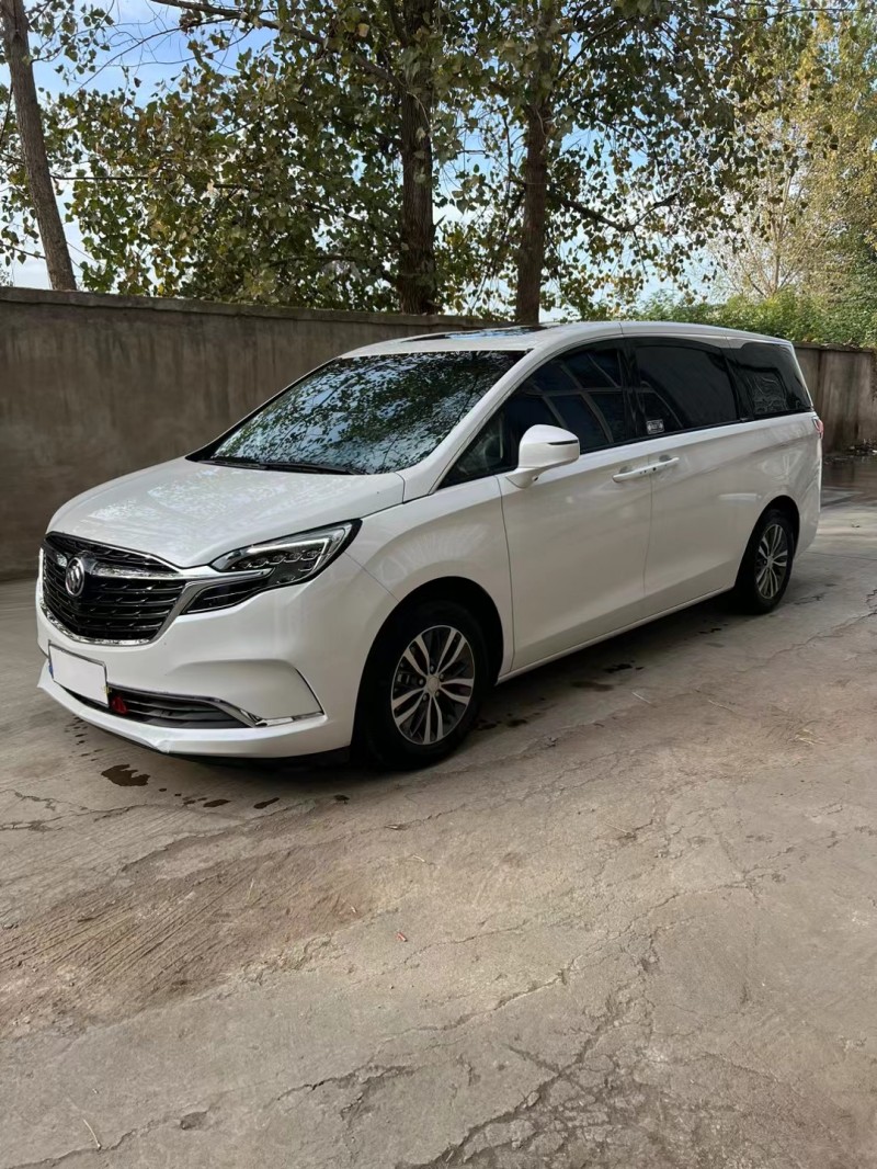 宿迁22年别克GL82