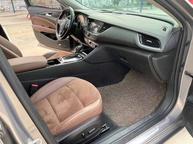 宿迁18年别克君威7