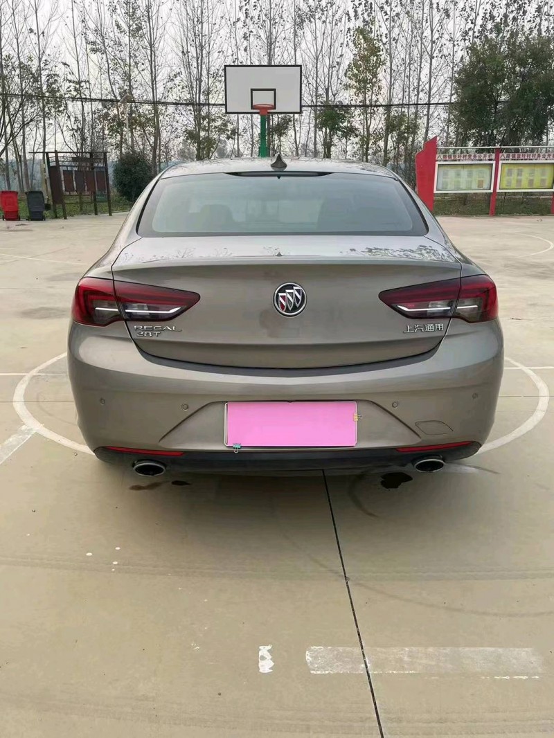 宿迁18年别克君威9