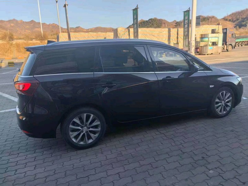 邢台21年别克GL67