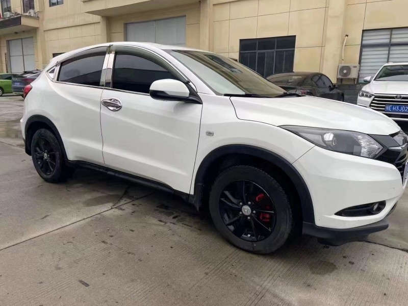 武汉19年本田缤智3