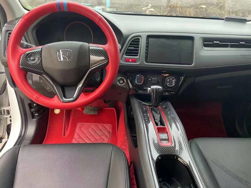 武汉19年本田缤智8