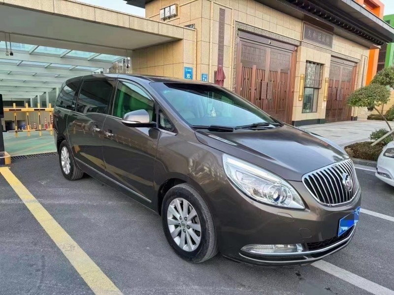 济宁14年别克GL82