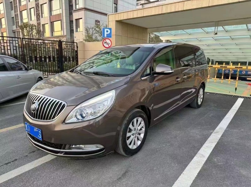 济宁14年别克GL83