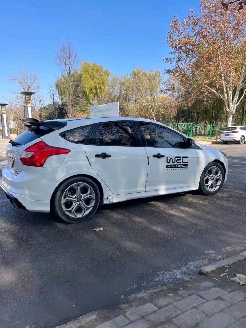 枣庄14年福特福克斯5